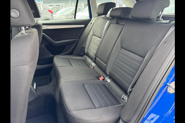Škoda Octavia Combi 1.5 TSI Greentech Sport Business AUTOMAAT | NAVI | NL-AUTO