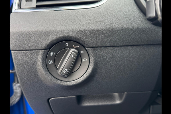 Škoda Octavia Combi 1.5 TSI Greentech Sport Business AUTOMAAT | NAVI | NL-AUTO