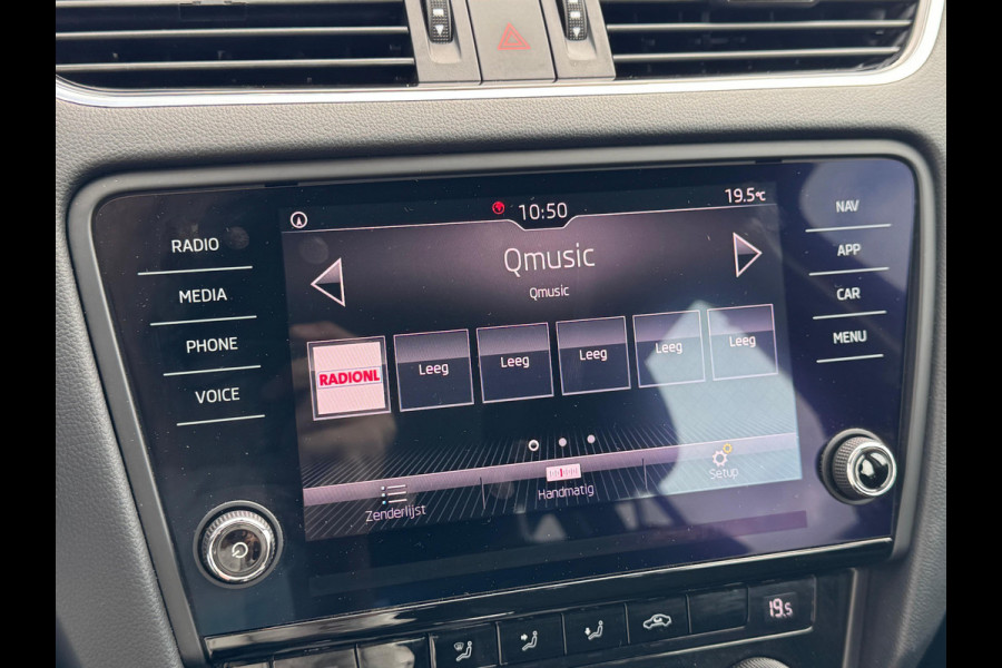 Škoda Octavia Combi 1.5 TSI Greentech Sport Business AUTOMAAT | NAVI | NL-AUTO