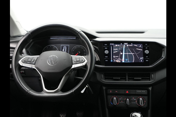 Volkswagen T-Cross 1.0 TSI 95pk Life Navigatie Pdc Trekhaak Acc 62
