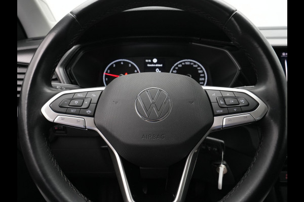Volkswagen T-Cross 1.0 TSI 95pk Life Navigatie Pdc Trekhaak Acc 62