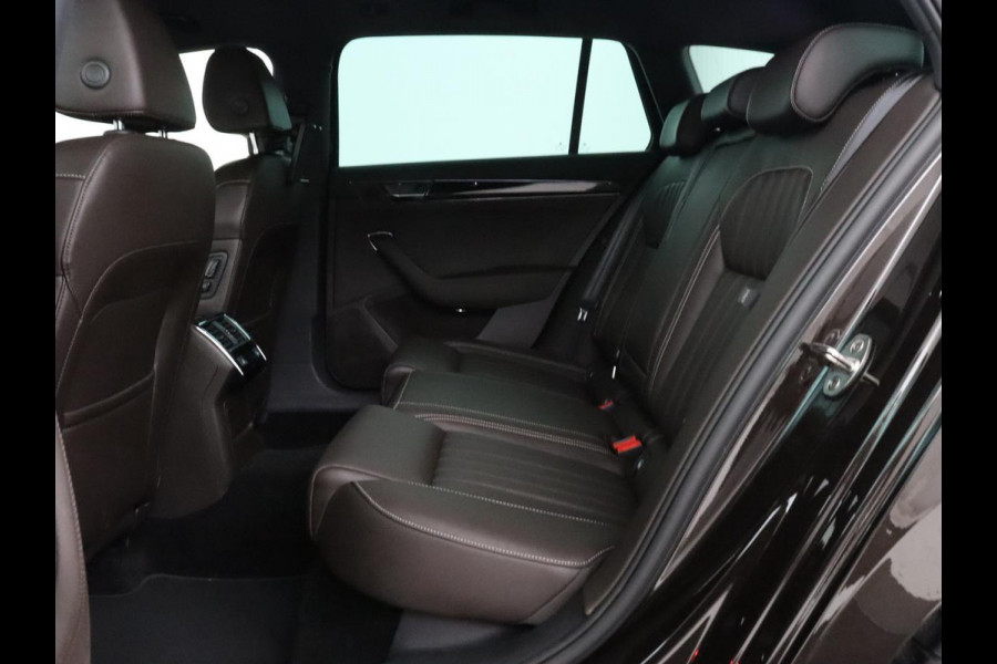 Škoda Superb 1.4 TSI iV Laurin & Klement | Leder | Trekhaak | Adaptive cruise | Stoelverwarming | Canton Sound | Virtual Cockpit | Navigatie | Memory | Achterbankverwarming | Full LED | Keyless | Carplay | PHEV