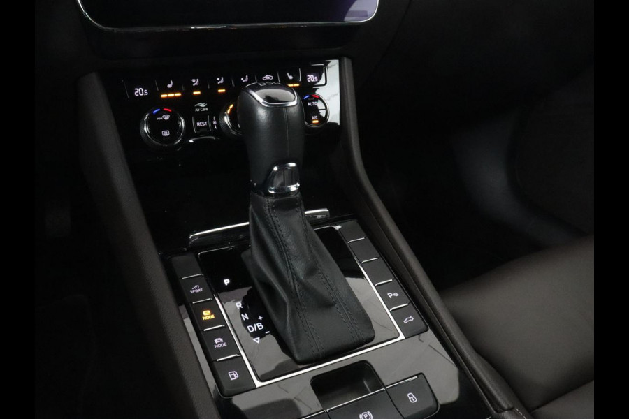 Škoda Superb 1.4 TSI iV Laurin & Klement | Leder | Trekhaak | Adaptive cruise | Stoelverwarming | Canton Sound | Virtual Cockpit | Navigatie | Memory | Achterbankverwarming | Full LED | Keyless | Carplay | PHEV