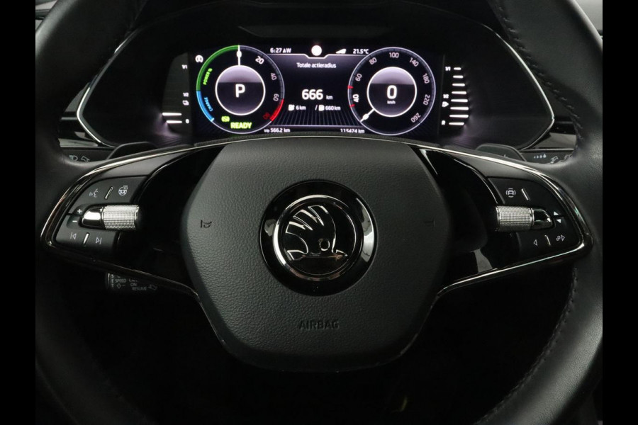Škoda Superb 1.4 TSI iV Laurin & Klement | Leder | Trekhaak | Adaptive cruise | Stoelverwarming | Canton Sound | Virtual Cockpit | Navigatie | Memory | Achterbankverwarming | Full LED | Keyless | Carplay | PHEV