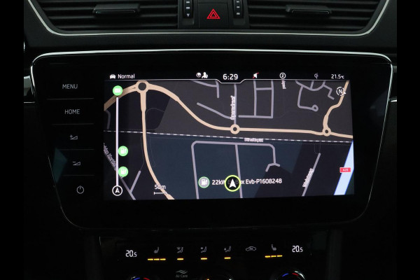 Škoda Superb 1.4 TSI iV Laurin & Klement | Leder | Trekhaak | Adaptive cruise | Stoelverwarming | Canton Sound | Virtual Cockpit | Navigatie | Memory | Achterbankverwarming | Full LED | Keyless | Carplay | PHEV
