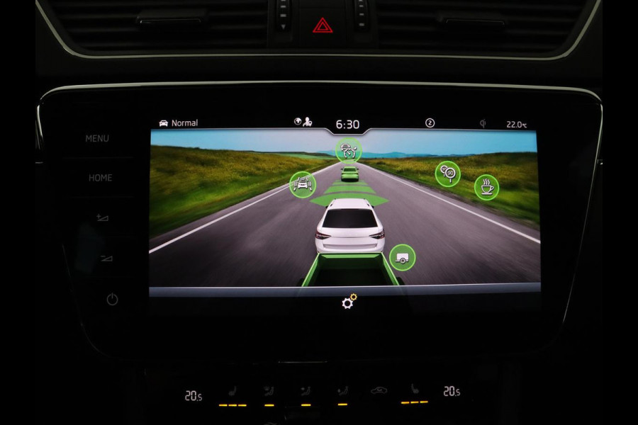 Škoda Superb 1.4 TSI iV Laurin & Klement | Leder | Trekhaak | Adaptive cruise | Stoelverwarming | Canton Sound | Virtual Cockpit | Navigatie | Memory | Achterbankverwarming | Full LED | Keyless | Carplay | PHEV