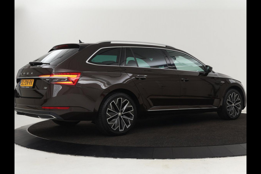 Škoda Superb 1.4 TSI iV Laurin & Klement | Leder | Trekhaak | Adaptive cruise | Stoelverwarming | Canton Sound | Virtual Cockpit | Navigatie | Memory | Achterbankverwarming | Full LED | Keyless | Carplay | PHEV