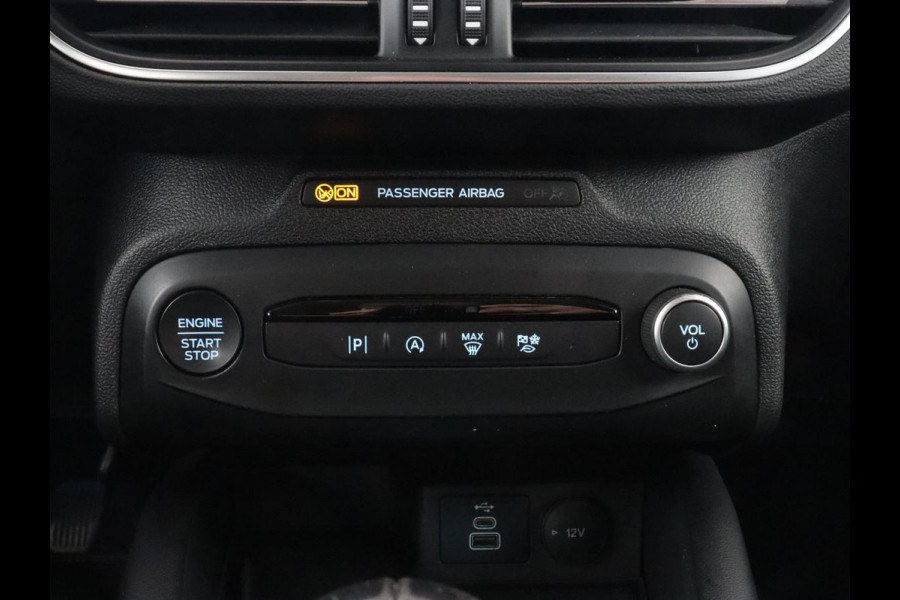 Ford Focus 1.0 EcoBoost Hybrid Titanium X | Stoel & stuurverwarming | Camera | Digital Cockpit | Carplay | Navigatie | Climate control