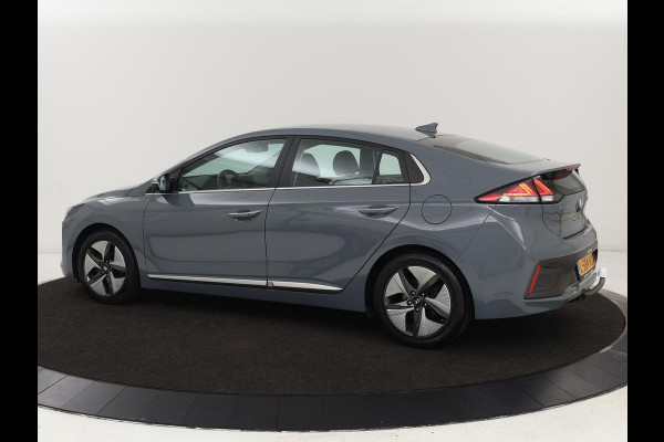 Hyundai IONIQ 1.6 GDi Premium+ | Stoelventilatie | Leder | Trekhaak | Camera | Memory | Infinity Sound | Adaptive cruise | Navigatie | Achterbankverwarming | Keyless | Full LED