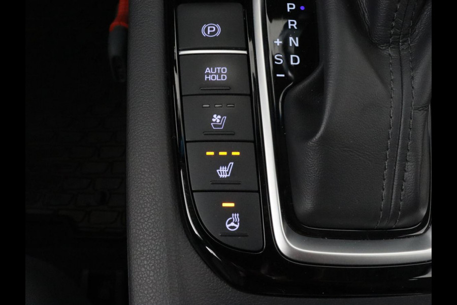 Hyundai IONIQ 1.6 GDi Premium+ | Stoelventilatie | Leder | Trekhaak | Camera | Memory | Infinity Sound | Adaptive cruise | Navigatie | Achterbankverwarming | Keyless | Full LED