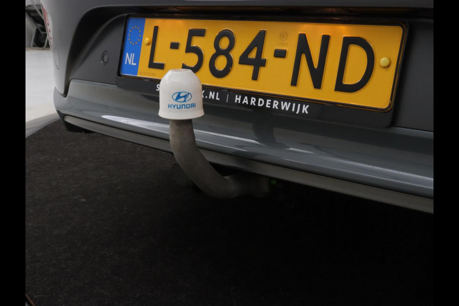 Hyundai IONIQ 1.6 GDi Premium+ | Stoelventilatie | Leder | Trekhaak | Camera | Memory | Infinity Sound | Adaptive cruise | Navigatie | Achterbankverwarming | Keyless | Full LED