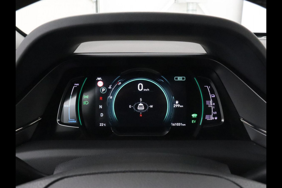 Hyundai IONIQ 1.6 GDi Premium+ | Stoelventilatie | Leder | Trekhaak | Camera | Memory | Infinity Sound | Adaptive cruise | Navigatie | Achterbankverwarming | Keyless | Full LED