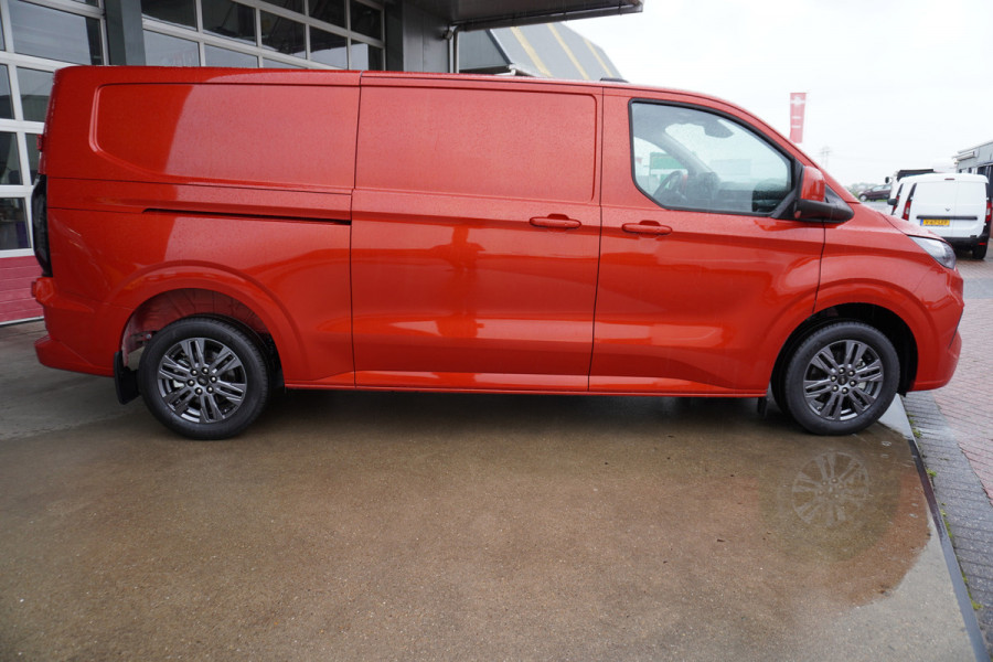 Ford Transit Custom 320 2.0 TDCI 136PK L2H1 Limited ACTIEPRIJS OP=OP Airco | Adap cruise | Navi | Blis