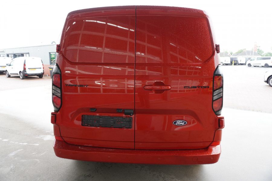 Ford Transit Custom 320 2.0 TDCI 136PK L2H1 Limited ACTIEPRIJS OP=OP Airco | Adap cruise | Navi | Blis