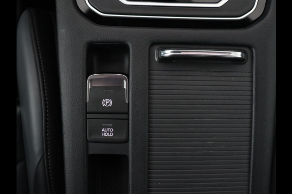 Volkswagen Arteon 1.4 eHybrid Elegance Business Exclusive | Panoramadak | Leder | Head-Up | Stoelverwarming | Camera | Virtual Cockpit | Matrix LED | Achterbankverwarming | PHEV