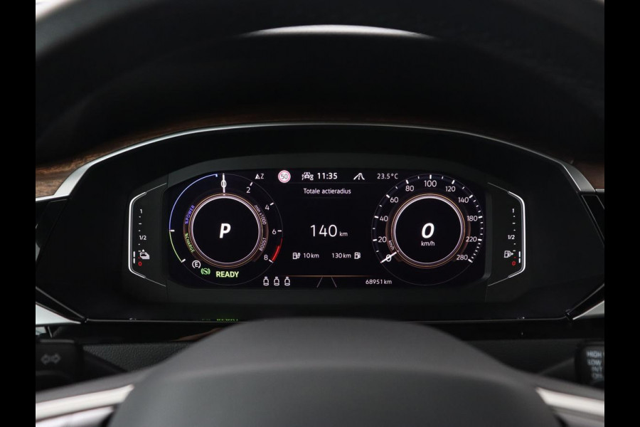 Volkswagen Arteon 1.4 eHybrid Elegance Business Exclusive | Panoramadak | Leder | Head-Up | Stoelverwarming | Camera | Virtual Cockpit | Matrix LED | Achterbankverwarming | PHEV