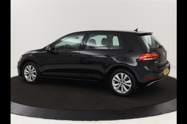 Volkswagen Golf 1.0 TSI Comfortline | Navigatie | Apple Carplay | Parkeerhulp |