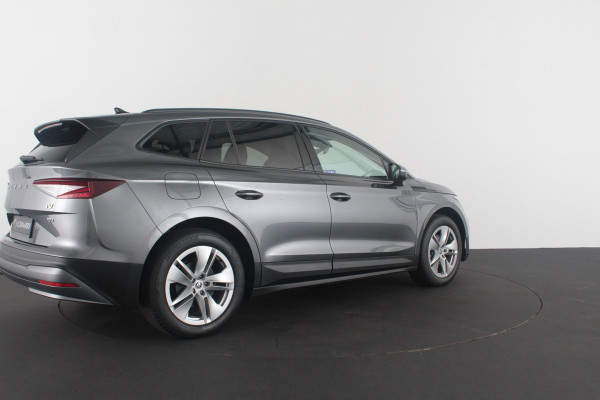Škoda ENYAQ iV 60 Business Edition > Camera/Graphite Grey/Adapt.cruise...