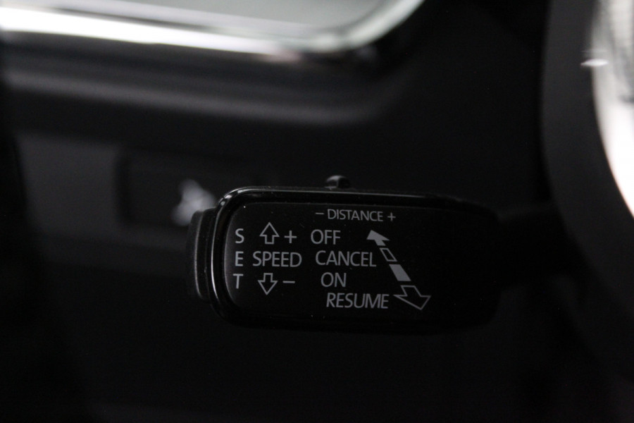 Škoda ENYAQ iV 60 Business Edition > Camera/Graphite Grey/Adapt.cruise...