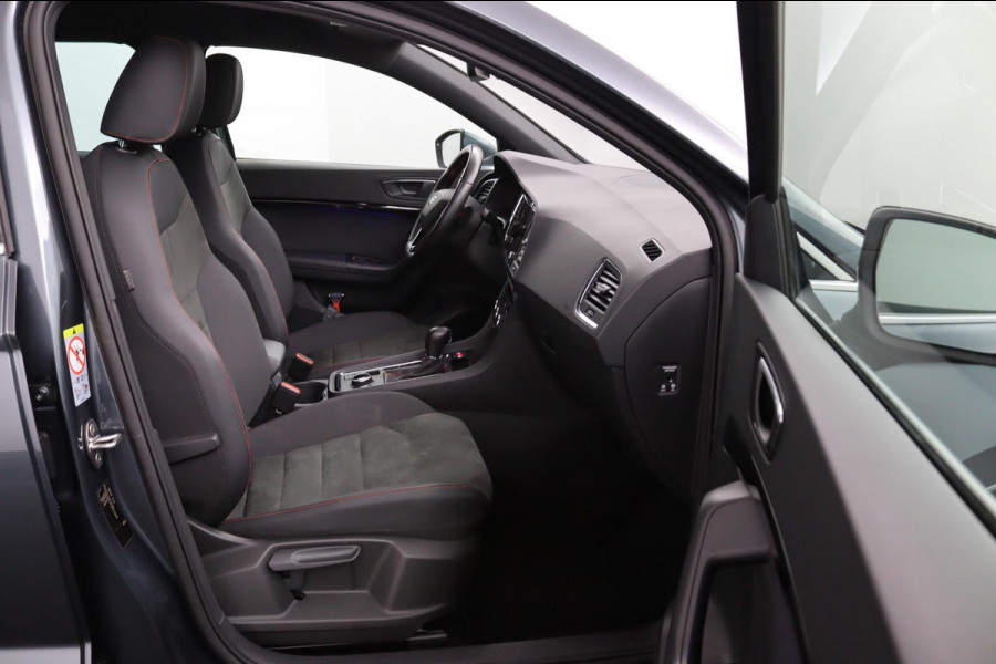Seat Ateca 1.5 TSI FR Busines*NAVI*ACC*HAAK*ECC*CAM*CARPLAY*