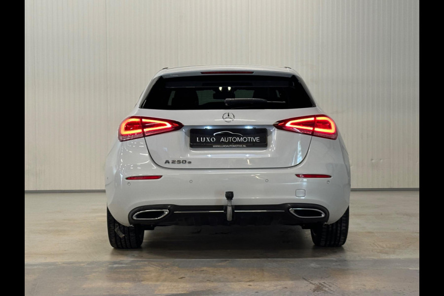 Mercedes-Benz A-Klasse 250 e | HYBRIDE | STOELVERKOELING | AMBIANCE LIGHTS | LED