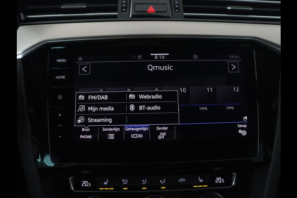 Volkswagen Passat 1.5 TSI Elegance Business R | Panoramadak | Stoelverwarming | Virtual Cockpit | Leder/Alcantara | Camera | Matrix LED | Carplay | Navigatie