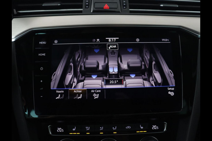 Volkswagen Passat 1.5 TSI Elegance Business R | Panoramadak | Stoelverwarming | Virtual Cockpit | Leder/Alcantara | Camera | Matrix LED | Carplay | Navigatie