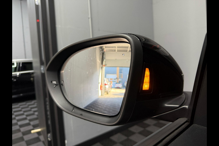 Volkswagen T-Roc 1.5 TSI R-Line Business