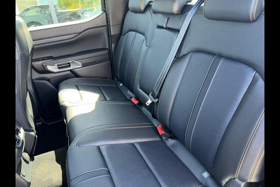 Ford Ranger 2.3 PHEV Wildtrak Double Cab 281pk | 5 persoons! | Technology Pack Plus Trailer | Cargo Area Pack | Power Rollertop | Prijs excl. BTW incl. BPM | laadkabel mode 3 16A | Rijklaar