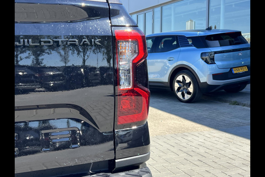 Ford Ranger 2.3 PHEV Wildtrak Double Cab 281pk | 5 persoons! | Technology Pack Plus Trailer | Cargo Area Pack | Power Rollertop | Prijs excl. BTW incl. BPM | laadkabel mode 3 16A | Rijklaar