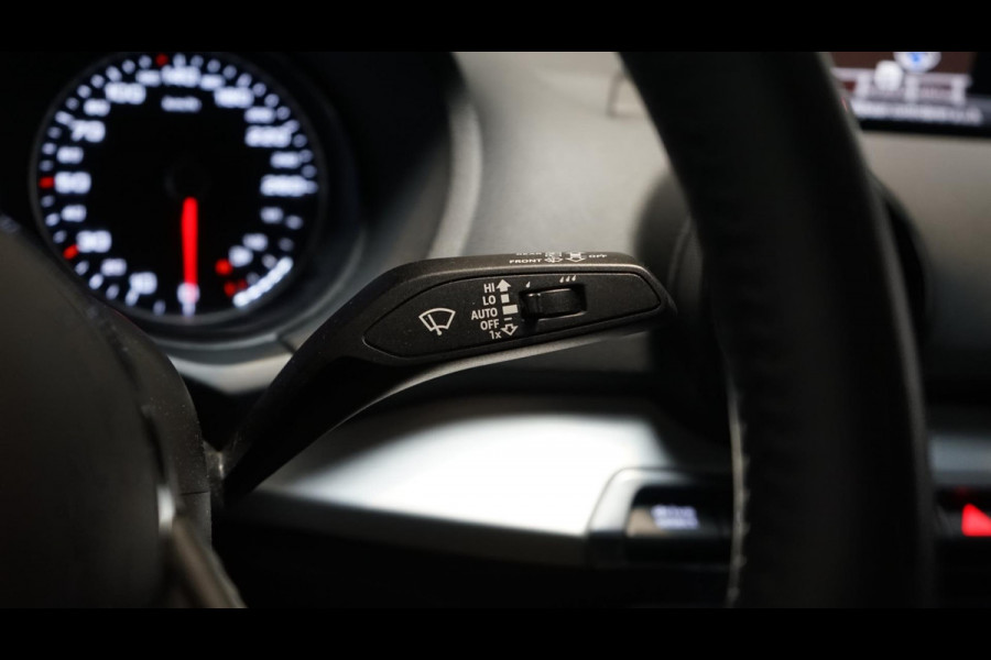 Audi Q2 1.4 TFSI S-Line BLACK OPTIK AUTOMAAT-BANG&OLUFSEN-DRIVE SELECT-DAB-KEYLESS-LED-NAVIGATIE-STOELVERWARMING-TREKHAAK