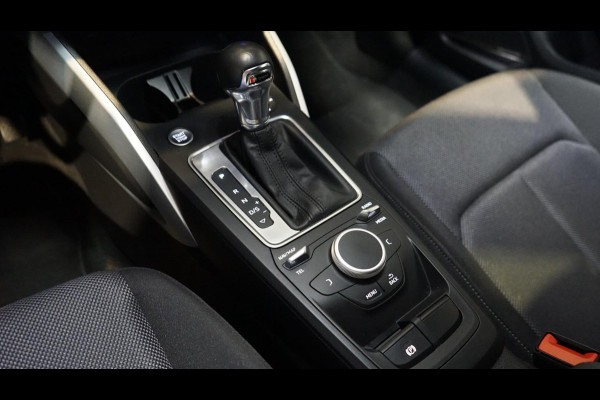 Audi Q2 1.4 TFSI S-Line BLACK OPTIK AUTOMAAT-BANG&OLUFSEN-DRIVE SELECT-DAB-KEYLESS-LED-NAVIGATIE-STOELVERWARMING-TREKHAAK