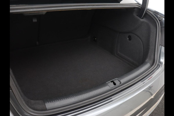 Audi A3 1.0 TFSI Sport S Line Edition | Panoramadak | Keyless | Full LED | Half leder | Navigatie | Sportstoelen | Climate control