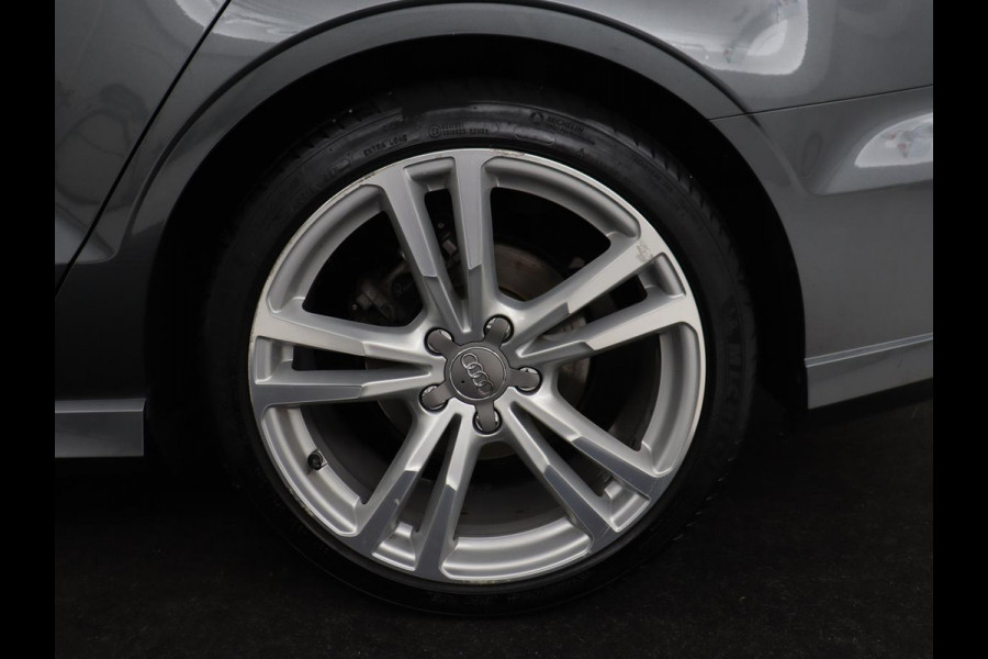 Audi A3 1.0 TFSI Sport S Line Edition | Panoramadak | Keyless | Full LED | Half leder | Navigatie | Sportstoelen | Climate control