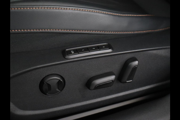 CUPRA Leon Sportstourer 1.4 e-Hybrid Copper Edition | Camera | Sportstoelen | LED | Apple Carplay |