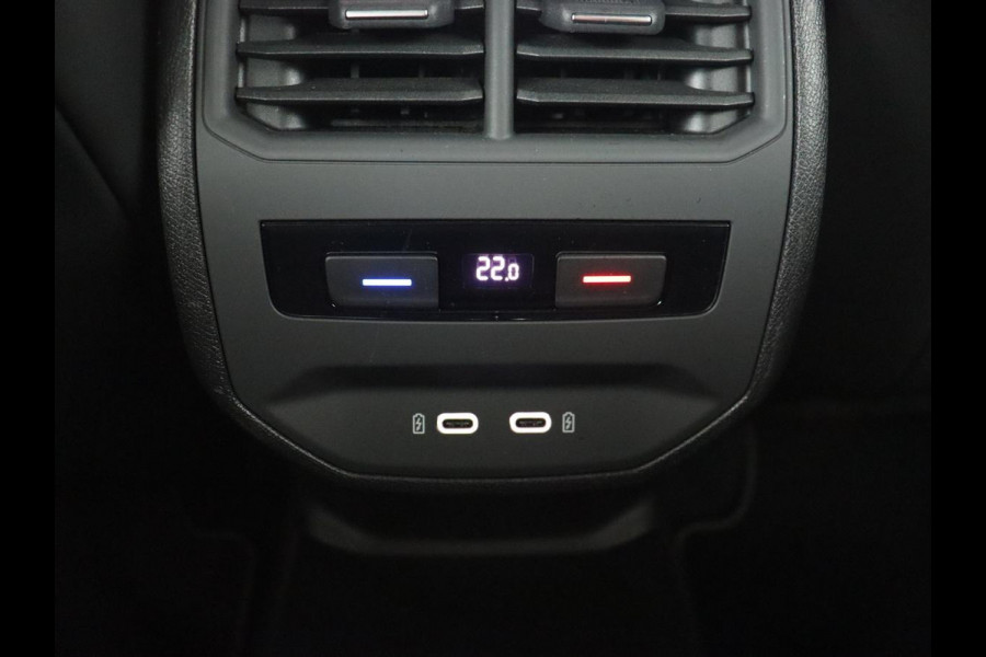 CUPRA Leon Sportstourer 1.4 e-Hybrid Copper Edition | Camera | Sportstoelen | LED | Apple Carplay |