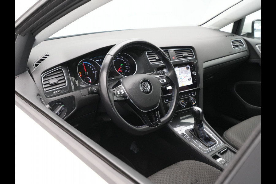 Volkswagen e-Golf E-DITION Navigatie Carplay Pdc Acc Stoelverwarming 58