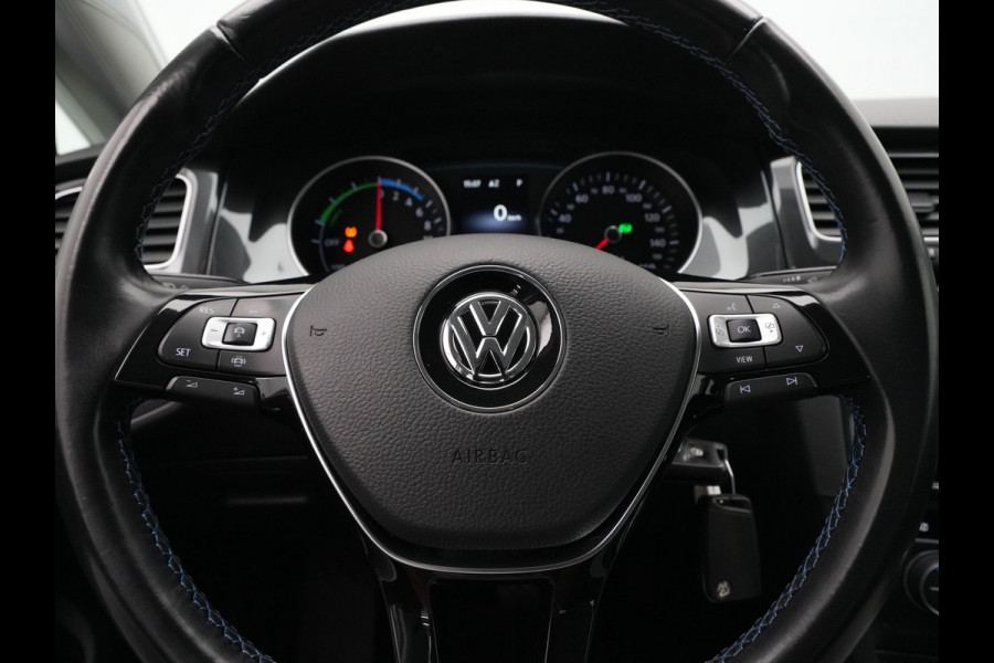 Volkswagen e-Golf E-DITION Navigatie Carplay Pdc Acc Stoelverwarming 58