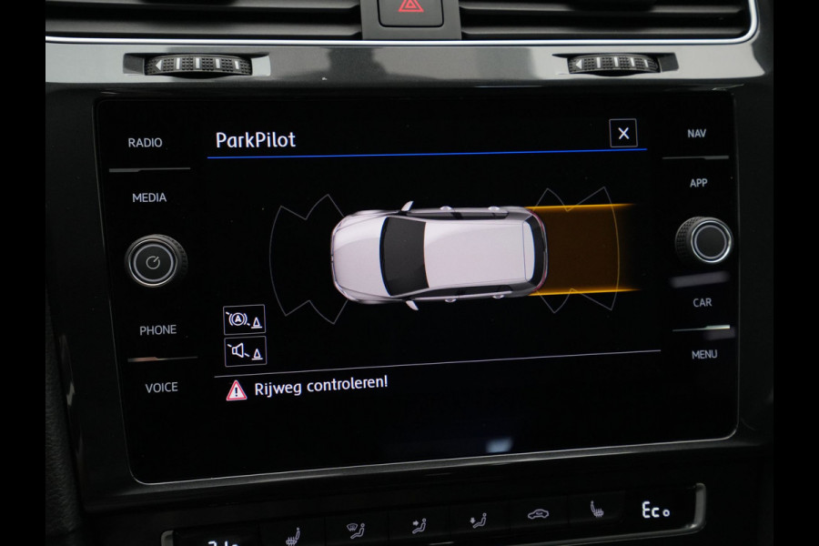Volkswagen e-Golf E-DITION Navigatie Carplay Pdc Acc Stoelverwarming 58
