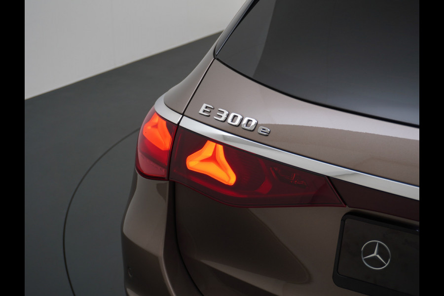 Mercedes-Benz E-Klasse Estate 300 e AMG Line | Distronic 360 Camera Night Memory