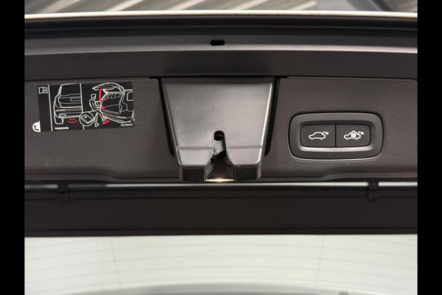 Volvo XC60 2.0 Recharge T6 AWD R-Design Open dak | Adapt. Cruise control | 22" | 360 graden camera | Stoel- en Stuurwiel verwarming | Harman/Kardon