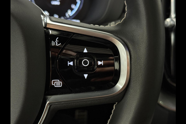 Volvo XC60 2.0 Recharge T6 AWD R-Design Open dak | Adapt. Cruise control | 22" | 360 graden camera | Stoel- en Stuurwiel verwarming | Harman/Kardon