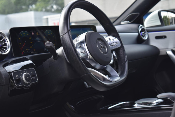 Mercedes-Benz A-Klasse 250 Premium Plus AMG Pane Camera Sfeer Lane Burm