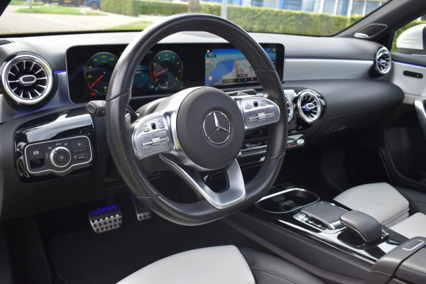 Mercedes-Benz A-Klasse 250 Premium Plus AMG Pane Camera Sfeer Lane Burm