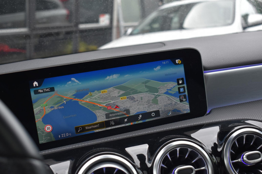 Mercedes-Benz A-Klasse 250 Premium Plus AMG Pane Camera Sfeer Lane Burm