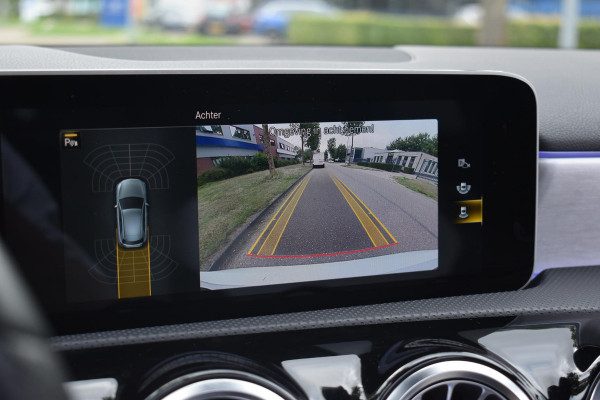 Mercedes-Benz A-Klasse 250 Premium Plus AMG Pane Camera Sfeer Lane Burm