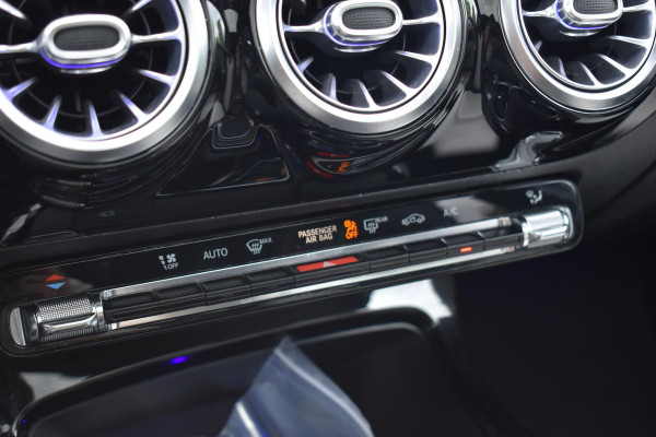 Mercedes-Benz A-Klasse 250 Premium Plus AMG Pane Camera Sfeer Lane Burm