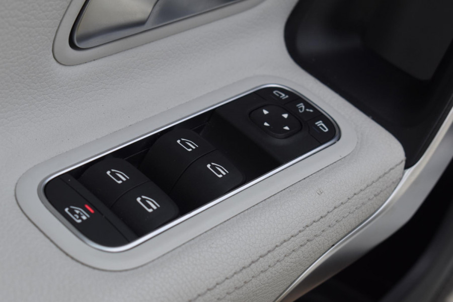 Mercedes-Benz A-Klasse 250 Premium Plus AMG Pane Camera Sfeer Lane Burm