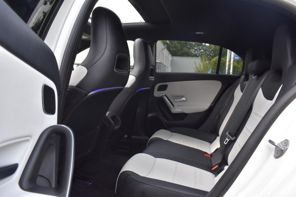 Mercedes-Benz A-Klasse 250 Premium Plus AMG Pane Camera Sfeer Lane Burm