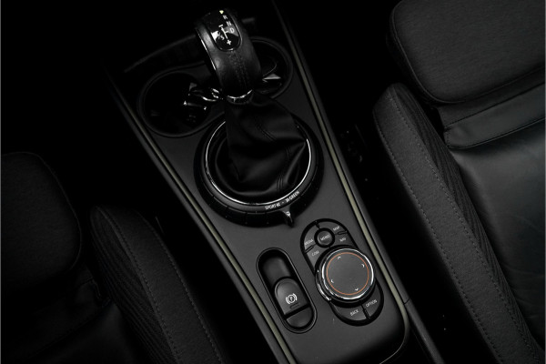 MINI Countryman 1.5 Cooper Chili Automaat Pano Navi 18"